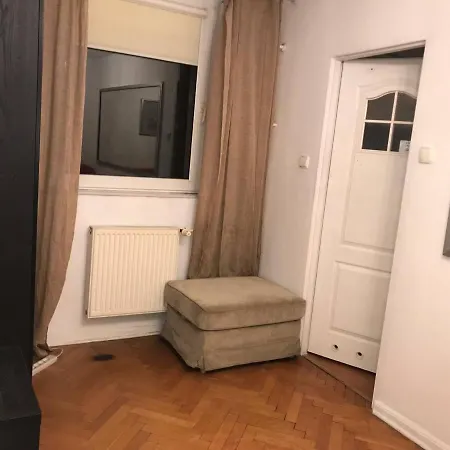 Zadolzennost!!!!!!!!!!!!pd Pokoi Obok Starego Miasta * Warszawa